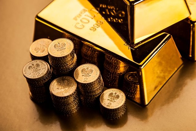 Giá vàng hôm nay ngày 14/4 tăng kỷ lục vượt ngưỡng 37 triệu đồng