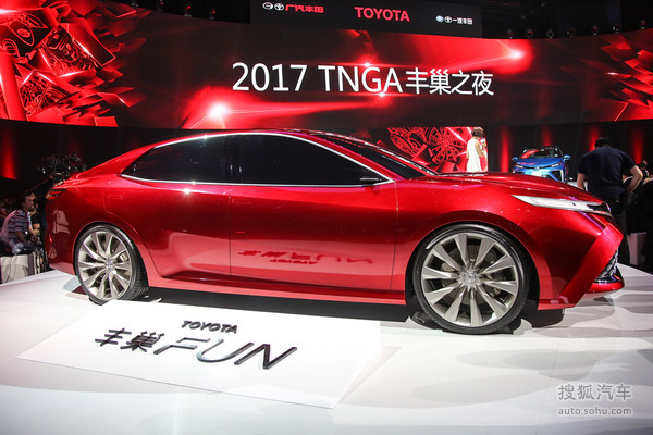 Cận cảnh chiếc Toyota Fun Concept ‘bản sao’ của Toyta Camry 2018