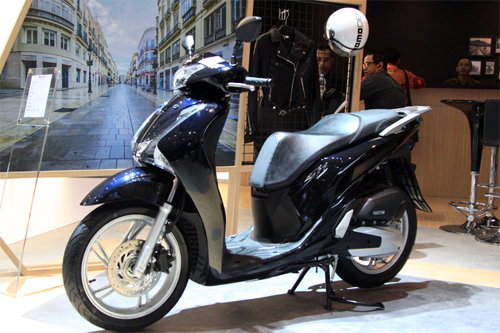 Honda SH150i ABS giá chỉ 76,5 triệu tại Indonesia có gì hay?