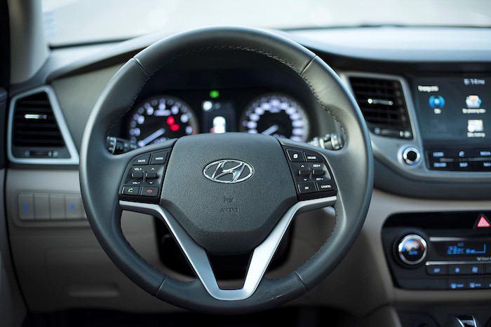 ‘Soi’ cận cảnh Hyundai Tucson lắp tại Việt Nam giá từ 815 triệu đồng