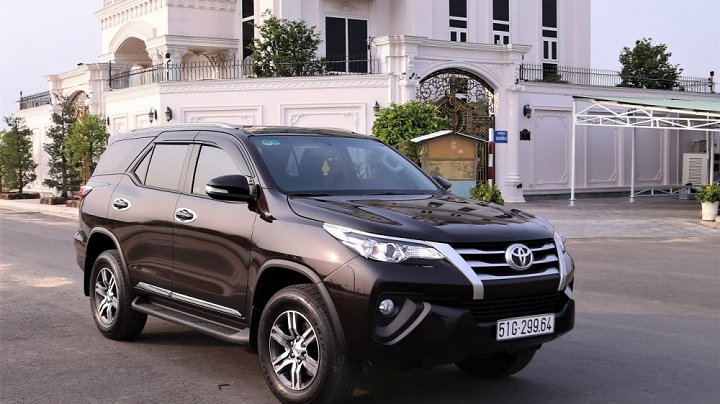 Toyota Fortuner ‘hot’ nhất thị trường Việt bất ngờ giảm giá, có nên mua?