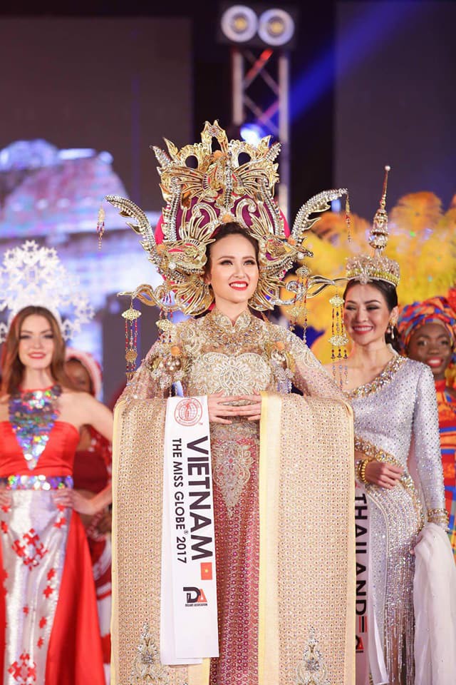 Ngắm nhan sắc của Khánh Ngân sau khi trở thành tân Hoa hậu Hoàn cầu 2017