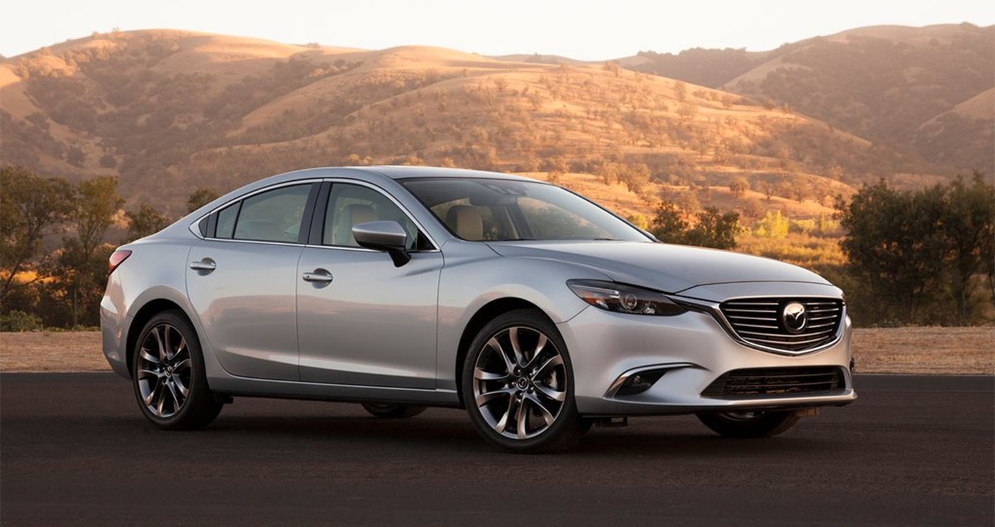 Vừa đầu tháng tăng giá, cuối tháng Mazda đã giảm giá ‘sập sàn’