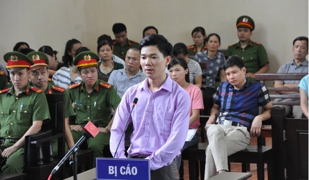 Tin tức mới nhất vụ bác sĩ Hoàng Công Lương: Đối mặt với mức án 30-36 tháng tù treo
