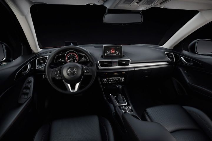 Mazda 3 – chiếc xe lọt top 10 ô tô đang bán chạy nhất có gì nổi bật?