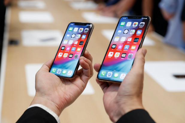 Giá iPhone XS Max tại Việt Nam bất ngờ ‘lao dốc không phanh’