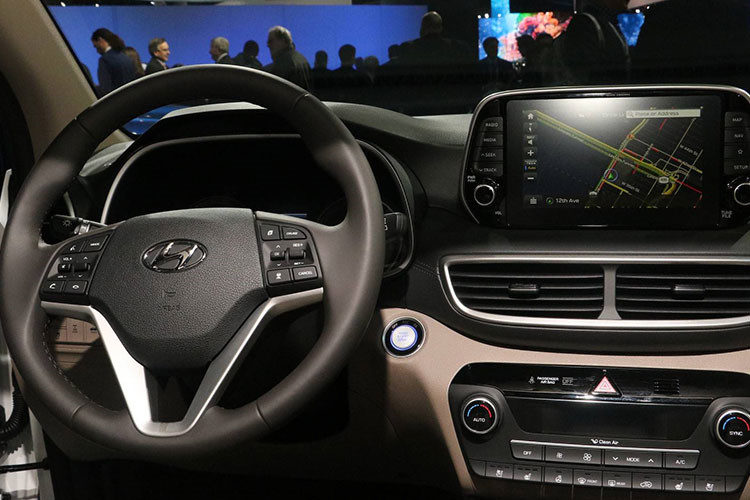 Hyundai Tucson 2019 vừa chốt giá 690 triệu đồng sở hữu những tính năng gì?