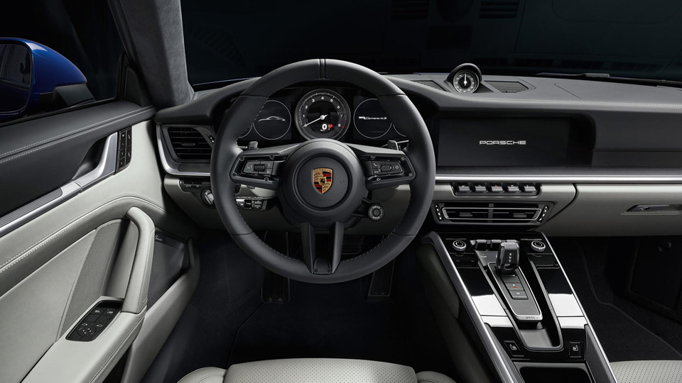 Porsche 911 giá hơn 2,6 tỷ sở hữu công nghệ gì hay?