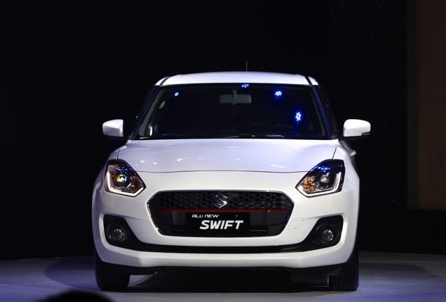 Suzuki Swift nhập khẩu