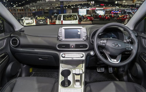 ‘Soi’ công nghệ trên Hyundai Kona Electric động cơ điện giá hơn 1,3 tỷ 