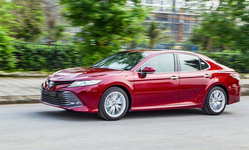 Toyota Camry 2019 đẹp ‘long lanh’ chuẩn bị ra mắt thị trường Việt được trang bị những gì?