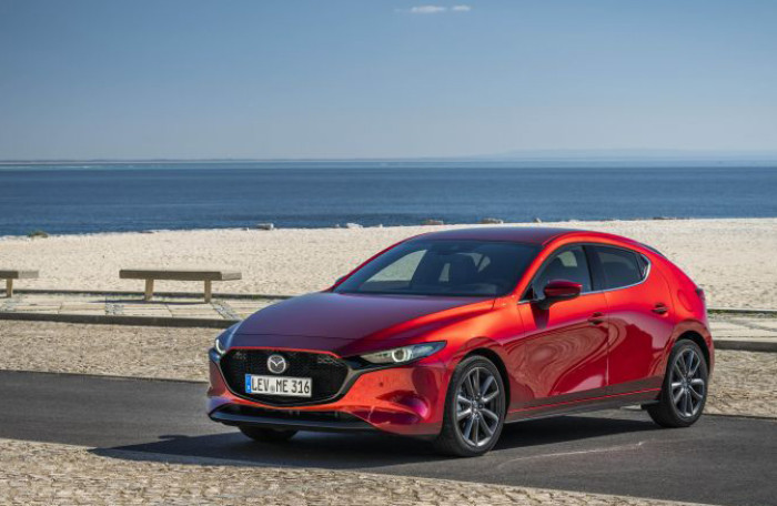 Giá chỉ từ 766 triệu đồng, Mazda3 2019 được trang bị những gì?