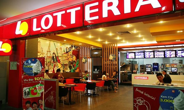  Lotteria Việt Nam bị phát hiện sử dụng khu vực chế biến không bảo đảm vệ sinh. 
