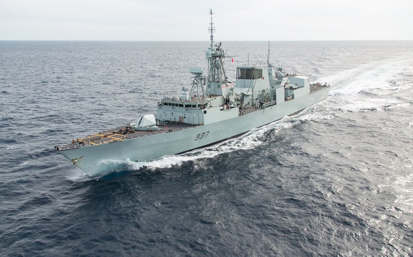 Tàu hộ vệ HMCS Vancouver Canada thăm Việt Nam lần này mang theo hơn 200 thủy thủ.