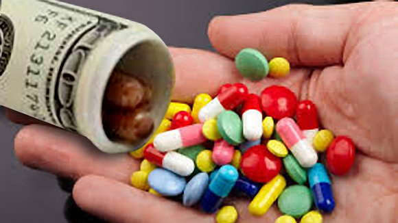 Theo tổ chức Y tế thế giới, mỗi năm, có 200.000 người chết vì thuốc giả, kém chất lượng.