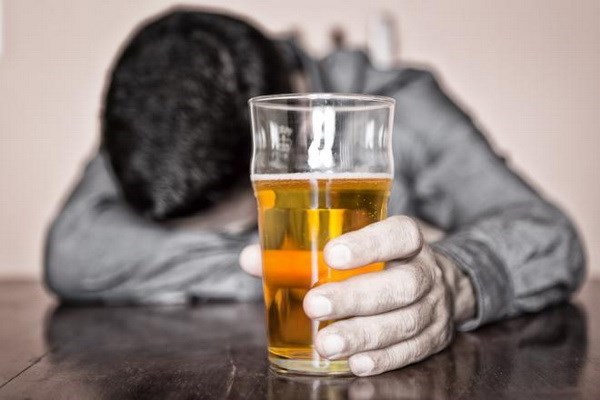 Đồ uống có cồn có nguy cơ gây ung thư tiền liệt tuyến. 
