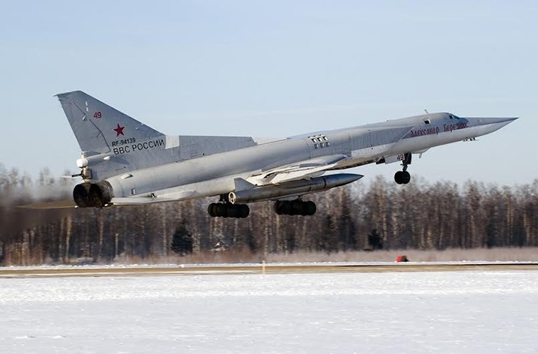 Máy bay ném bom chiến lược Tu-22M3.