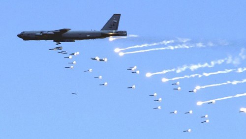  Máy bay B-52 của Mỹ. Ảnh: Kiến Thức