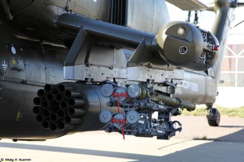 Cận cảnh vũ khí chiến đấu trên trực thăng chiến đấu Mi-28NM. Ảnh: Đất Việt