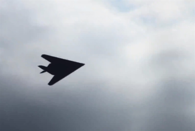  Máy bay F-117A được trang bị hệ thống hoa tiêu tinh vi. Ảnh: Đất Việt