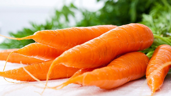 Cà rốt rất tốt cho sức khỏe nhưng có thể gây ngộ độc nếu ăn nhiều. Ảnh minh họa 