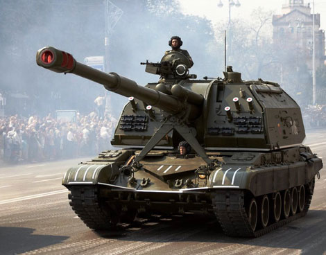 Pháo tự hành 2S19 Msta-S được thiết kế nhằm tiêu diệt các mục tiêu như trận địa pháo và cối, lực lượng tăng thiết giáp. Ảnh: Kiến Thức