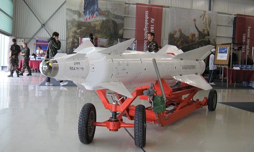 Tên lửa Kh-29L, một biến thể của tên lửa Kh-29 của Nga. Ảnh: VnExpress 