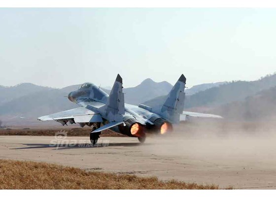 Máy bay MiG-29 trong một lần tập trận. Ảnh: Kiến Thức
