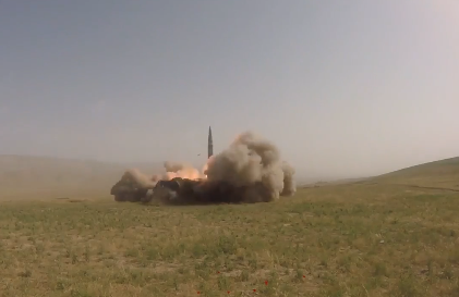 Tên lửa Iskander vừa được phóng thử nghiệm ở Tajikistan. Ảnh: VnExpress 