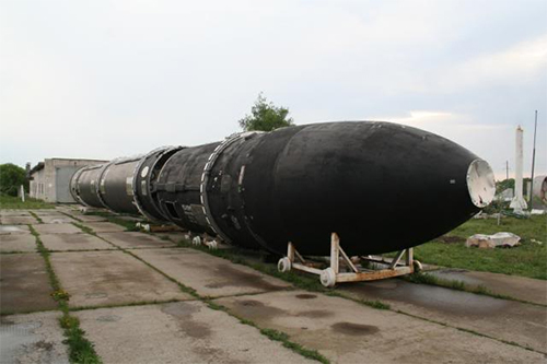 Tên lửa R-36M2 Voevoda  nặng nhất thế giới. Ảnh: QĐND 