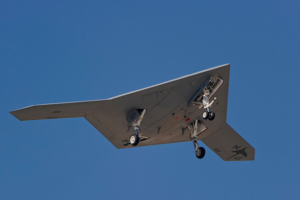 Máy bay không người lái X-47B sẽ trở thành vũ khí quân sự uy lực nhất trên bầu trời trong tương lai. Ảnh: Zinh news