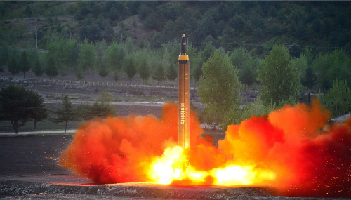 Tên lửa Triều Tiên khai hỏa hôm 21/5. Ảnh: Vnexpress 