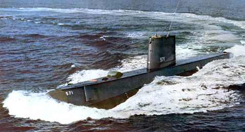 Tàu ngầm USS Nautilus dài 98m, rộng 8,5m, mớn nước 7,9m. Ảnh: Thể thao Văn hóa