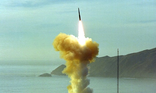  Tên lửa đạn đạo xuyên lục địa Minuteman III là vũ khí khắc tinh của mọi đối thủ. Ảnh: VnExpress
