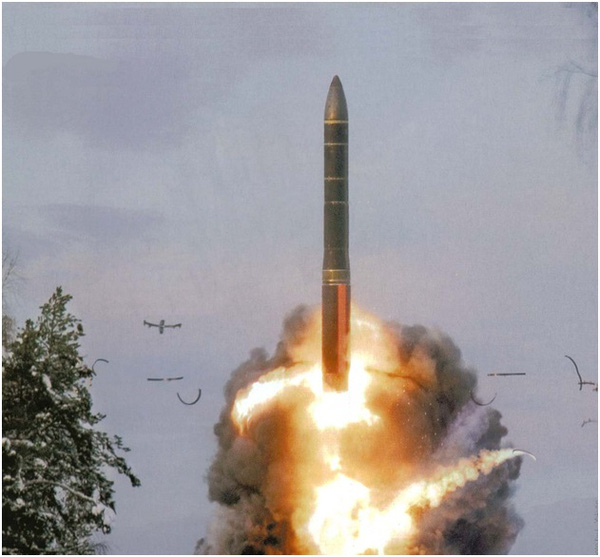  Tên lửa RT-2UTTKh Topol-M có tầm bắn lên tới 10.000km. Ảnh: Trí thức trẻ