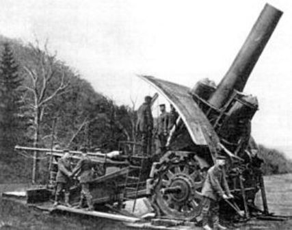  Đại bác Big Bertha 420 mm trở thành vũ khí đáng sợ nhất trong Thế chiến thứ 1. Ảnh: TTXVN 