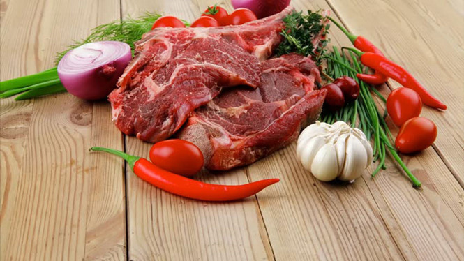 Thịt đỏ, thịt gia cầm cũng sẽ là thủ phạm khiến bạn mắc bệnh tiểu đường nếu ăn quá nhiều.Ảnh minh họa 