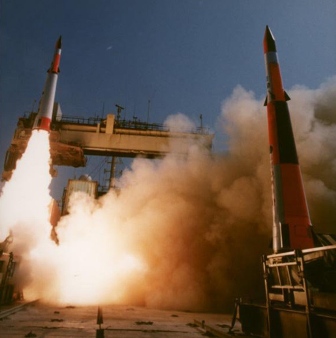 Tên lửa Jericho III là loại tên lửa đạn đạo tầm trung có 3 tầng. Ảnh: TTXVN