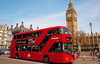 Xe buýt chạy bằng bã cà phê trên đường phố London. Ảnh: Chính phủ