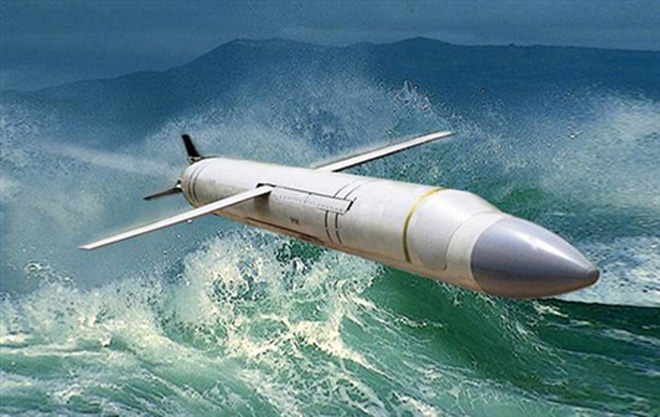 Tàu ngầm Nga được trang bị tên lửa mạnh chưa từng có giúp nước này ''bá chủ'' đại dương. Ảnh: Infonet