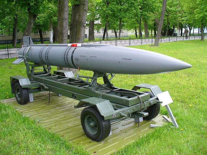  Tên lửa Raduga Kh-15 được Nga đưa vào sử dụng từ năm 1980. Ảnh: Kiến thức