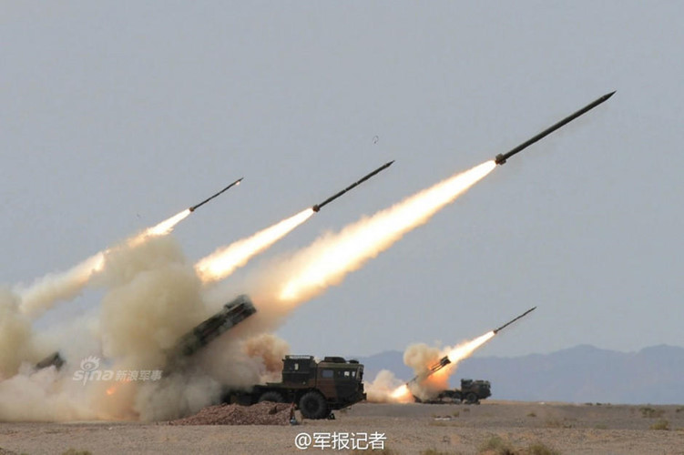 Pháo phản lực Trung Quốc khai hỏa nướng chín mục tiêu chớp nhoáng. Ảnh: Kiến thức 