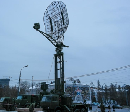  Hệ thống radar Kasta-2E2 là vũ khí của Nga chuyên đi 'bắt' tên lửa. Ảnh: Đất Việt