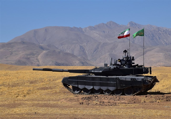 Xe tăng Karrar của Iran rất có thể sẽ được chuyển tới Syria trước tình hình Trung Đông ngày càng leo thang. Ảnh: kiến thức