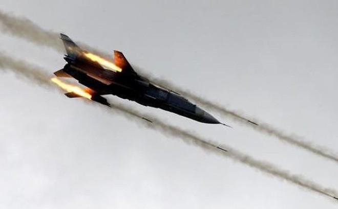 Máy bay Nga nã cơn mưa bom tại Syria. Ảnh: Trí thức trẻ