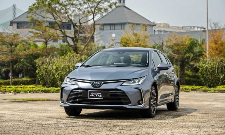 Ô tô Toyota Altis 2023: Thiết kế trẻ hóa, công nghệ an toàn tiên tiến, giá từ hơn 700 triệu