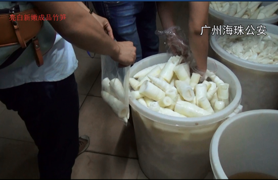 10 tấn măng tẩy trắng ở Trung Quốc
