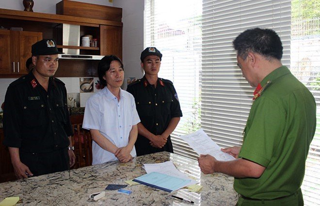 Cơ quan điều tra thực hiện lệnh bắt với đại gia Điện Biên Phạm Văn Thái