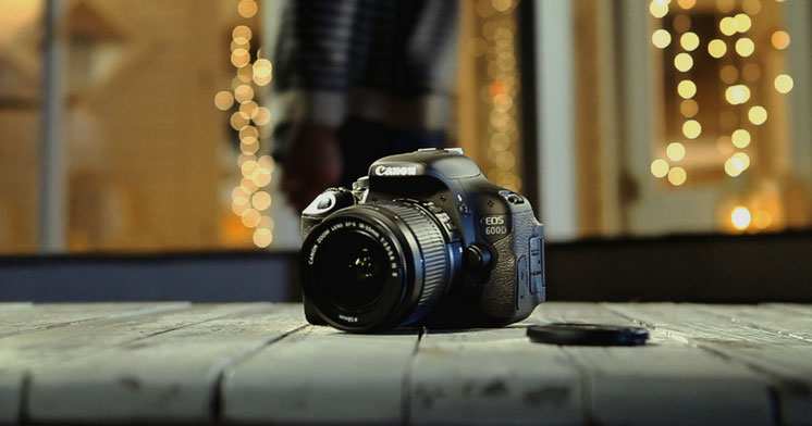 Tính năng tự lựa chọn hình ảnh là ưu điểm của máy ảnh giá rẻ Canon EOS 600D