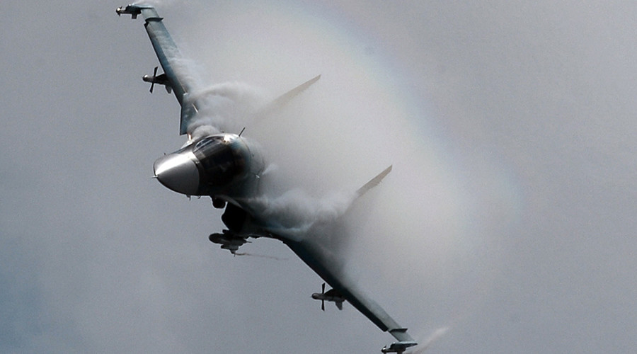 Máy bay chiến đấu Sukhoi Su-34 có khả năng đối không, đối đất, đối hải cực tốt